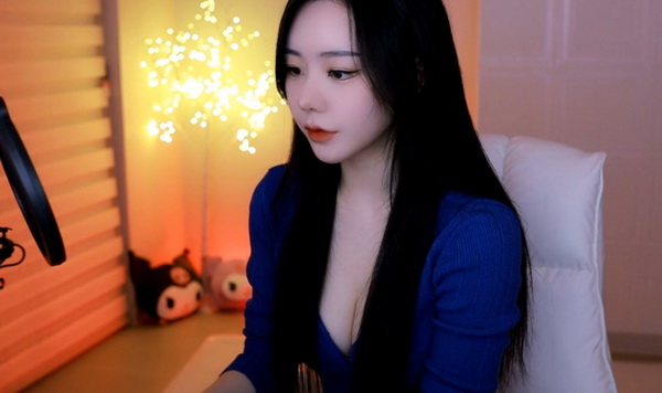差差差很疼30分钟的视频免费:游戏管理UI一场视觉盛宴还是灾难?